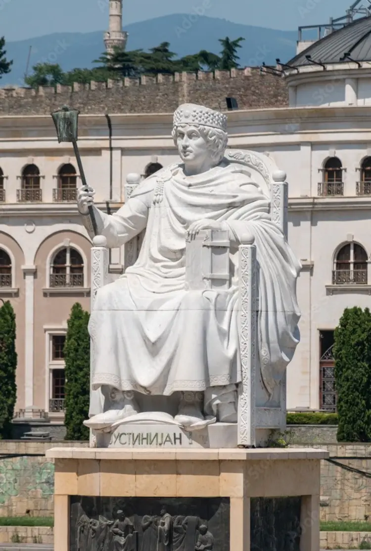 /pix/study/roman/colossus/imperator-iustinianus-magnus-thracia-02-thumb.webp